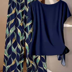 Navy Blue Top and Loose Straight-Leg Geometric Print Pants Set